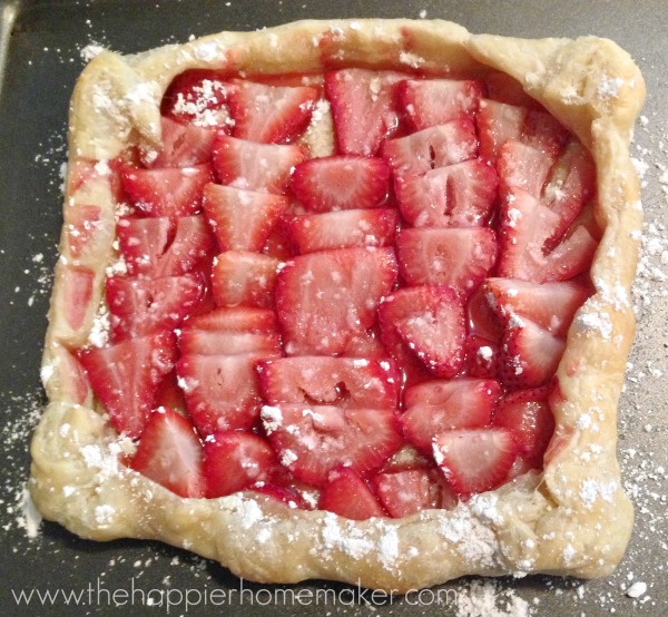 making a strawberry tart easy
