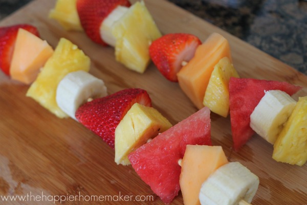 how to make fruit kabobs grill