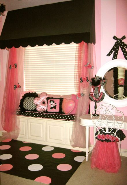 design-dazzle-pink-polka-dot-rug