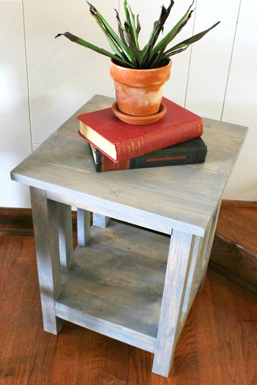 How to Build a Simple Mission Style End Table