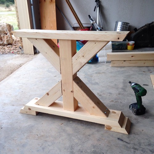 How to Build a Chunky X Farmhouse Table