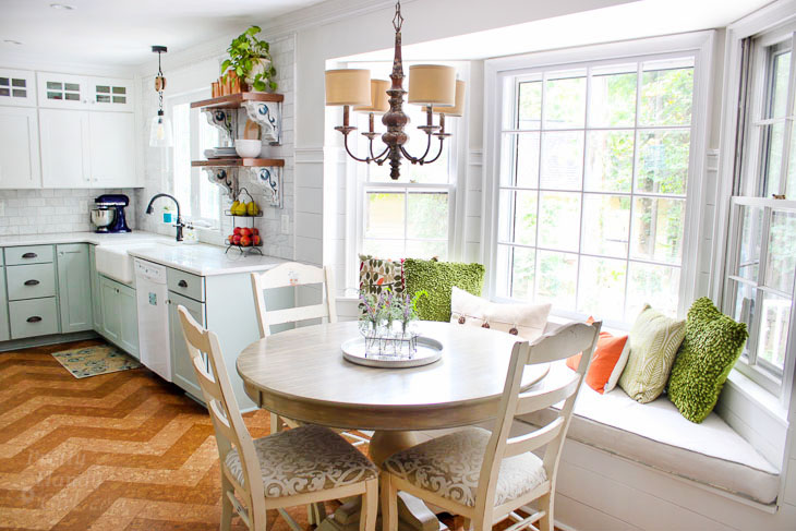 Love this kitchen decorated for fall. You have to see the rest!