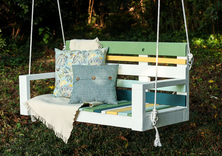 Building a Striped Porch Swing using Pallet Wood & Krazy Glue
