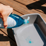 Window Cleaning Solution - Water and Dish Soap